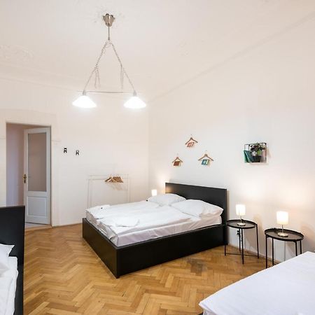 Gorazdova Apartments Prague Luaran gambar