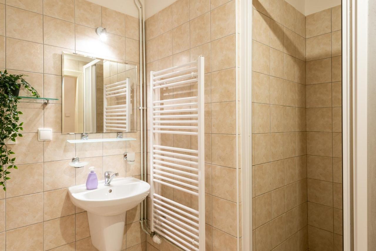 Gorazdova Apartments Prague Luaran gambar