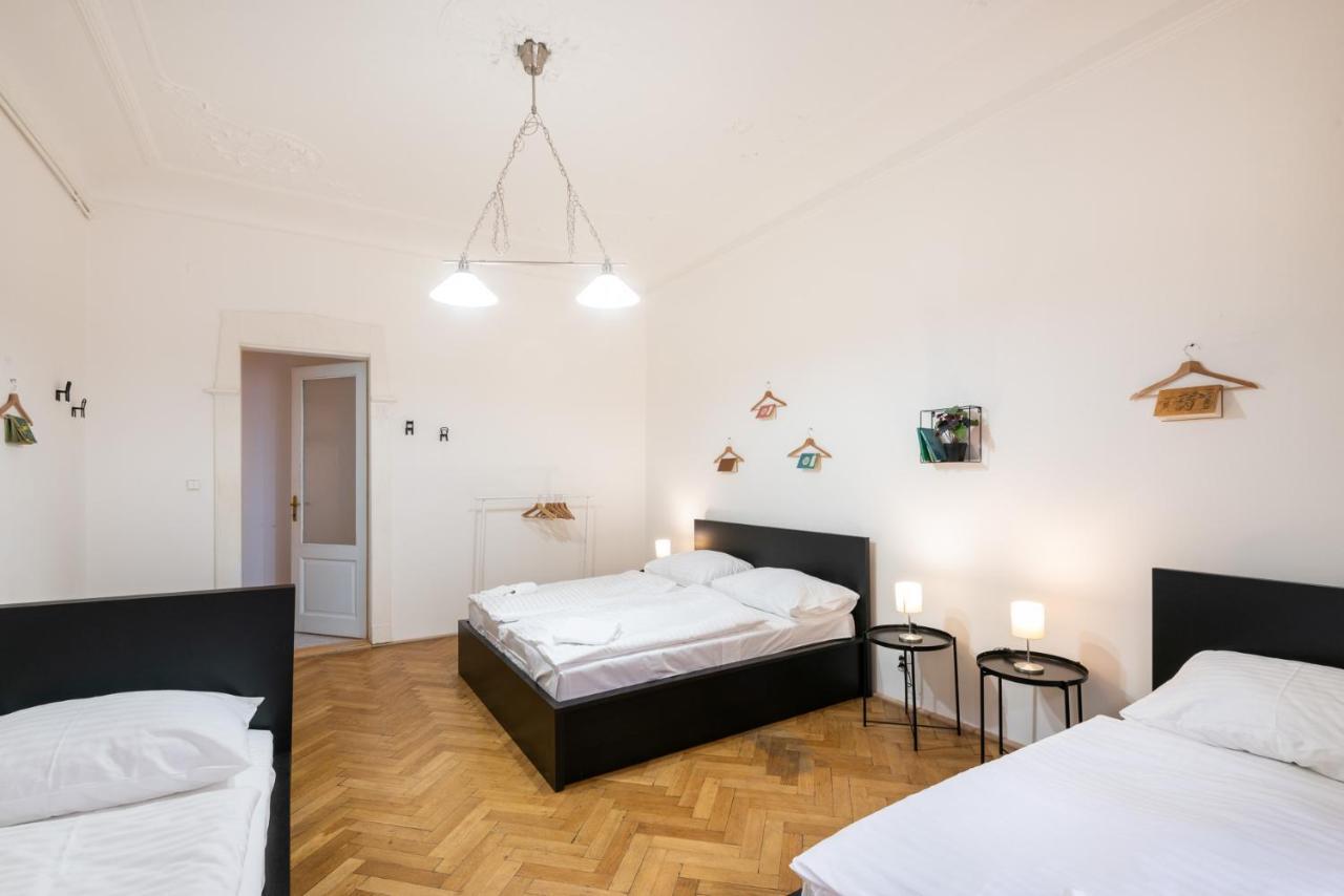 Gorazdova Apartments Prague Luaran gambar